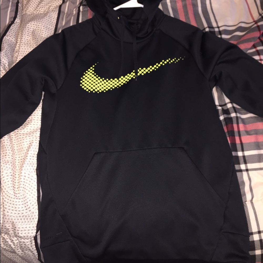 Nike dri fit hoodie